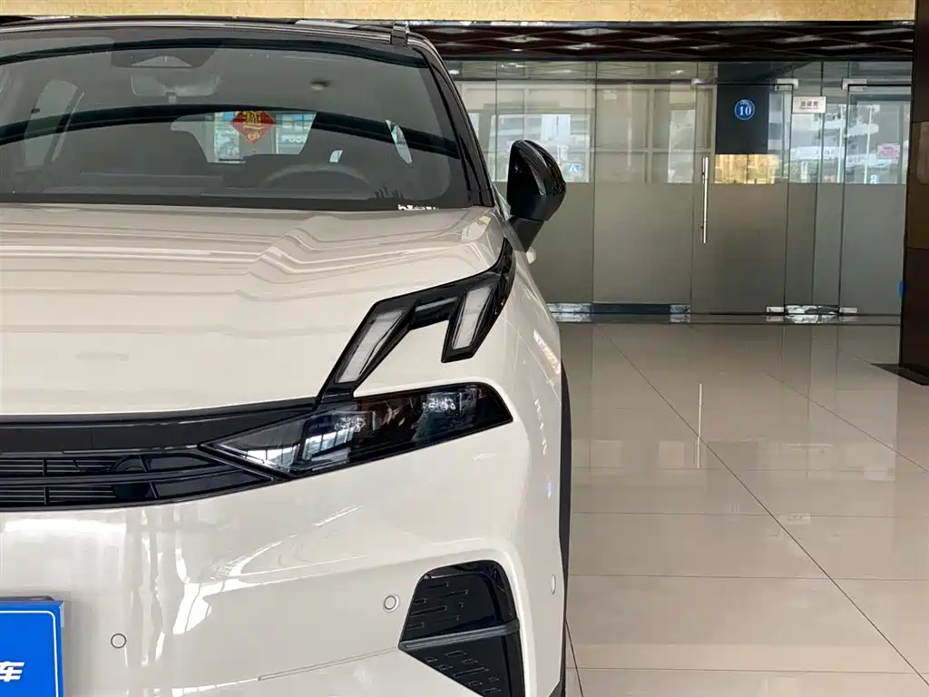 Lynk & Co 06 2025 Renew 1.5T Halo фото 8