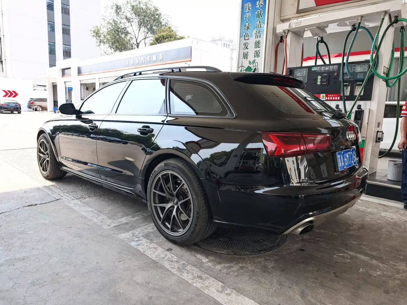 Audi A6 (Import) 2015 3.0T allroad quattro фото 12