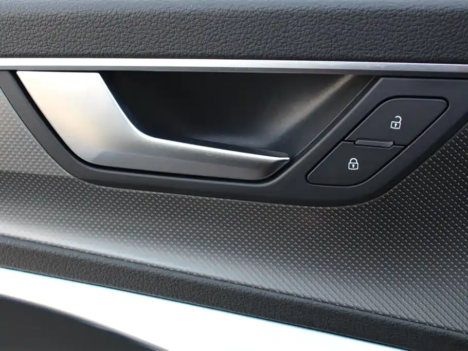 Audi A6L 2020 40 TFSI Luxury Dynamic фото 9