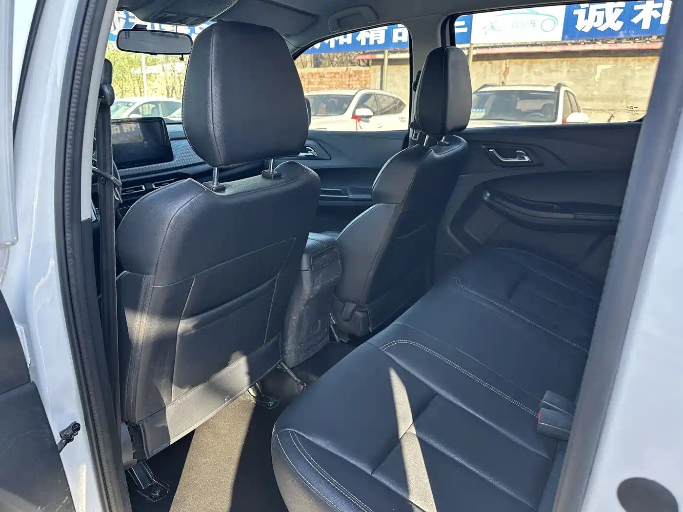 Jiangling Baodian 2023 2023 2.5T Diesel 4WD Comfort Edition Standard Wheelbase JX4D25A6L