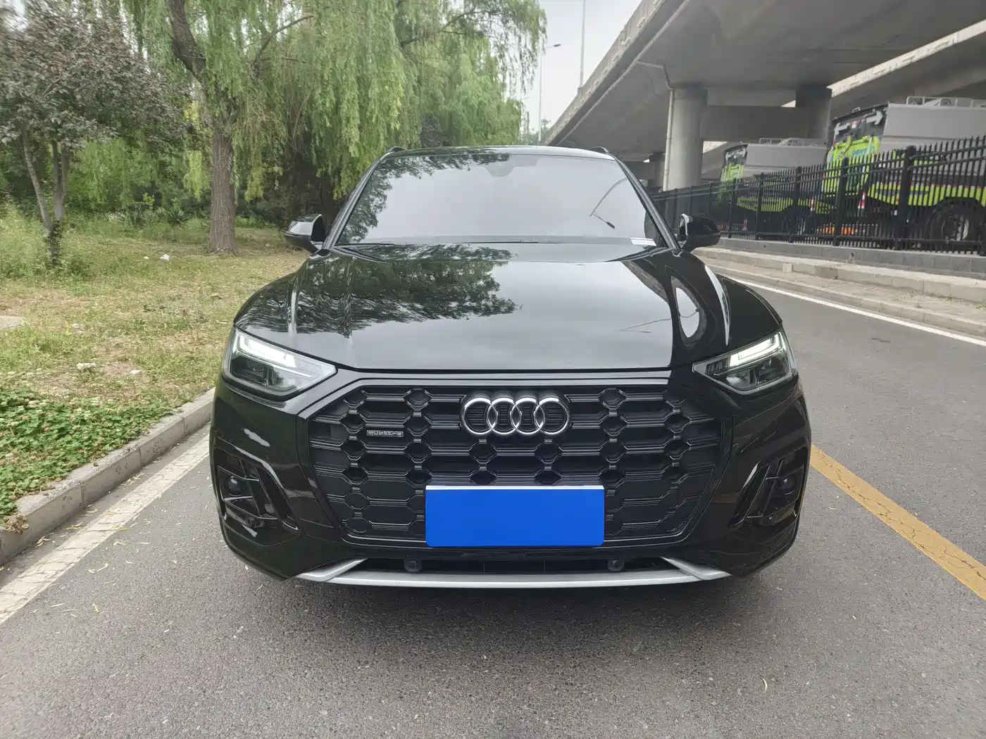 Audi Q5L 2024 Model 40 TFSI Luxury Dynamic фото 2