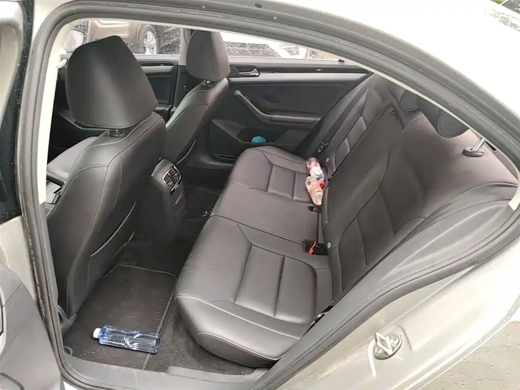 Volkswagen Sagitar 2018 280TSI DSG Comfort фото 17