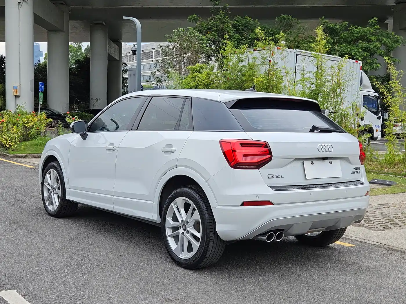 Audi Q2L 2018 35 TFSI Luxury Elegant China VI фото 4