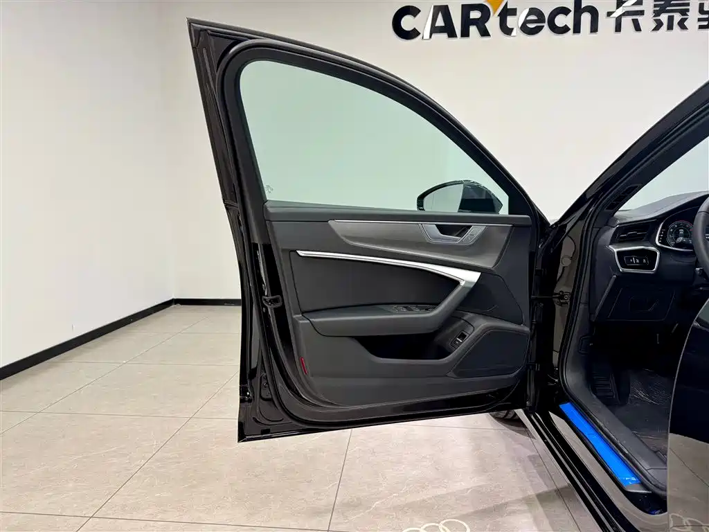 Audi A6L 2025 Model Year Facelift 40 TFSI Luxury Sport фото 17