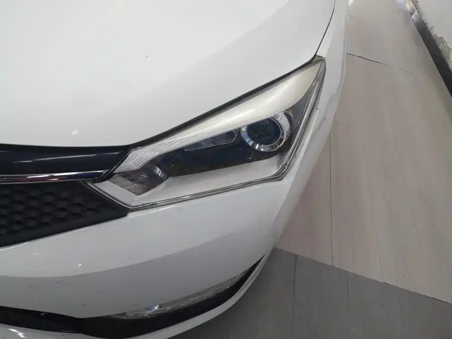 Haima M3 2016 2016 1.5L Manual Comfort Sunroof
