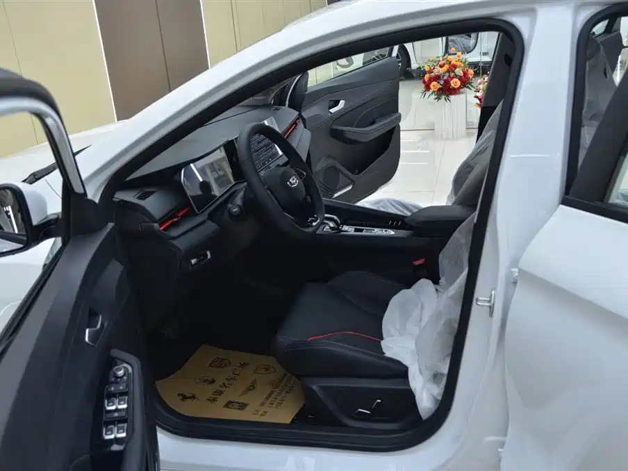 Geely Binrui 2026 2024 Binrui COOL 1.5T DCT Soaring Dragon Edition
