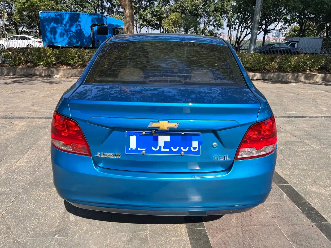 Chevrolet Sail 2015 Sail 3 1.5L AMT Happiness Sunroof Edition фото 4