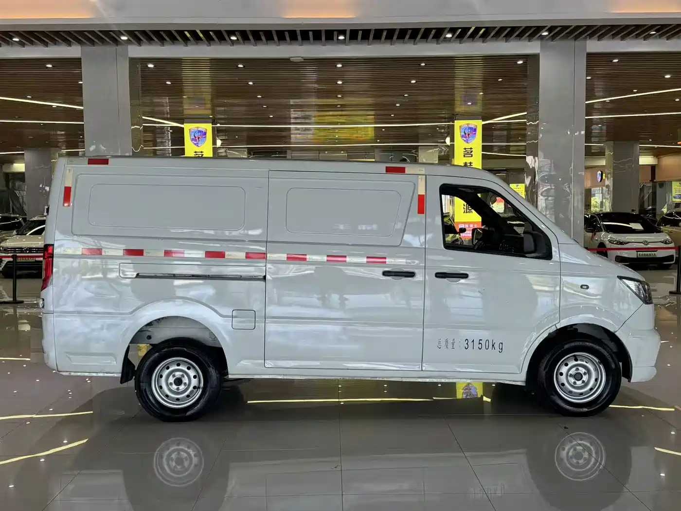 Singulato Gonow Shuai Ling 2023 2023 Standard Range 41.64kWh Lishen Power