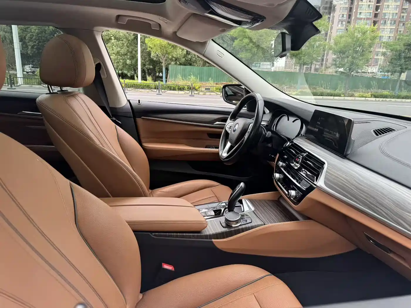 BMW 6 Series GT 2018 630i Luxury Design Package фото 23