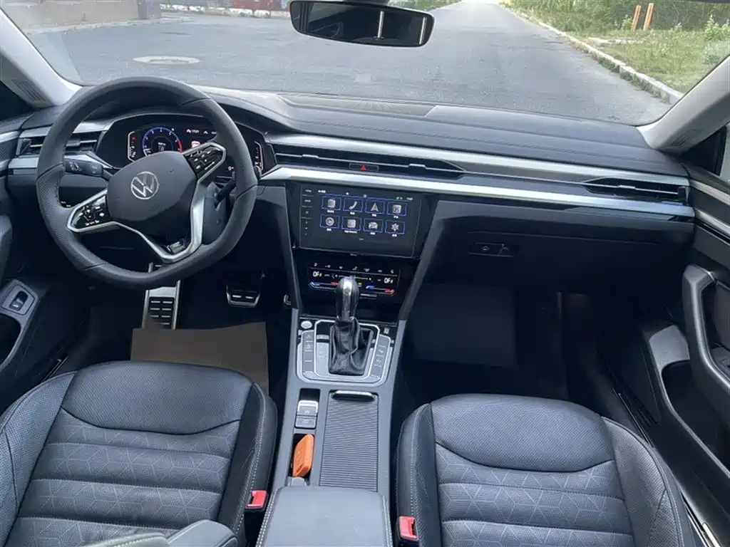Volkswagen FAW-Volkswagen CC 2021 380TSI Eye-catching Edition фото 18