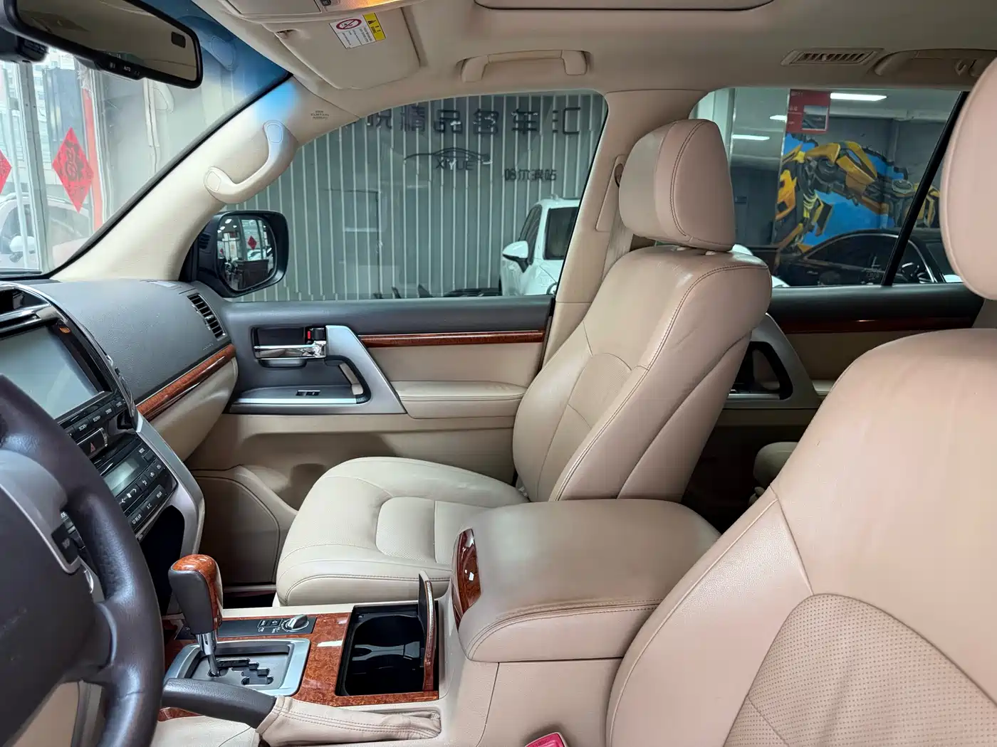 Toyota Land Cruiser 2012 4.6L Automatic VX-R фото 19