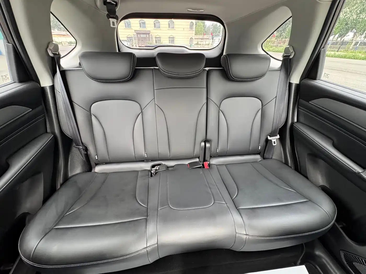 Photo 15 - Haval M6