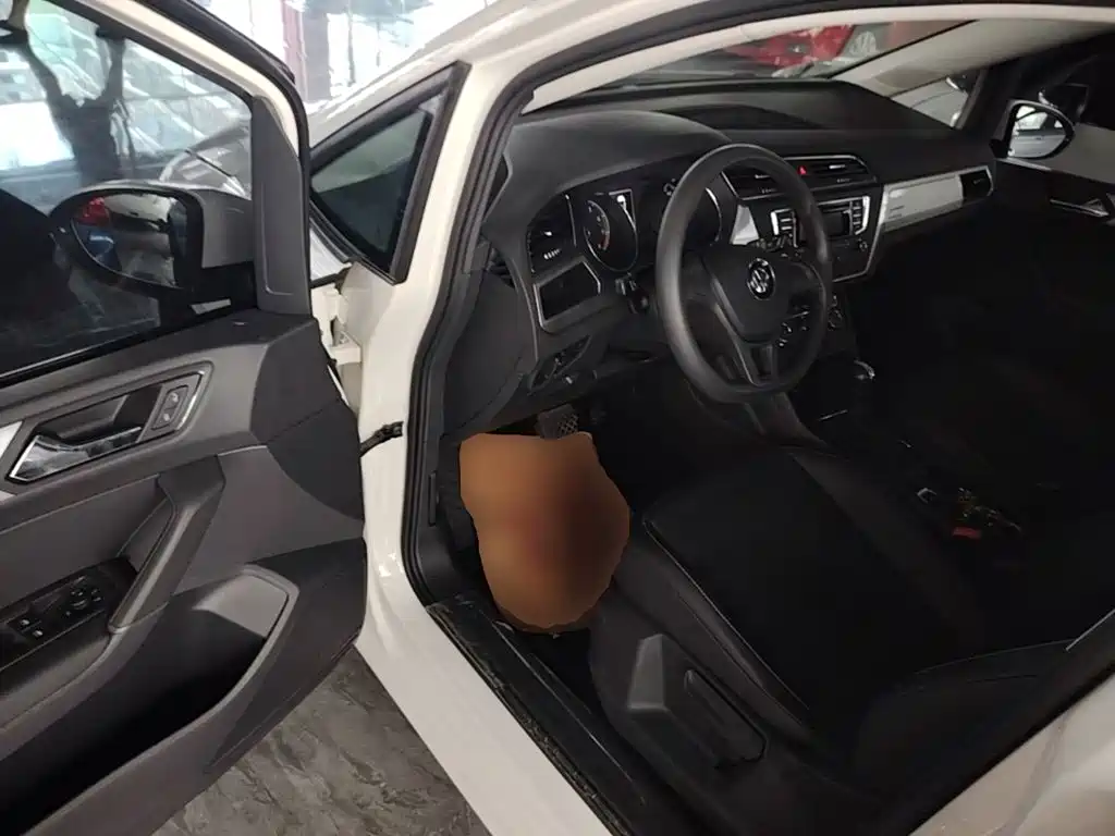 Volkswagen Touran 2019 2018 Touran L 280TSI DSG Trendline 7-seater China V
