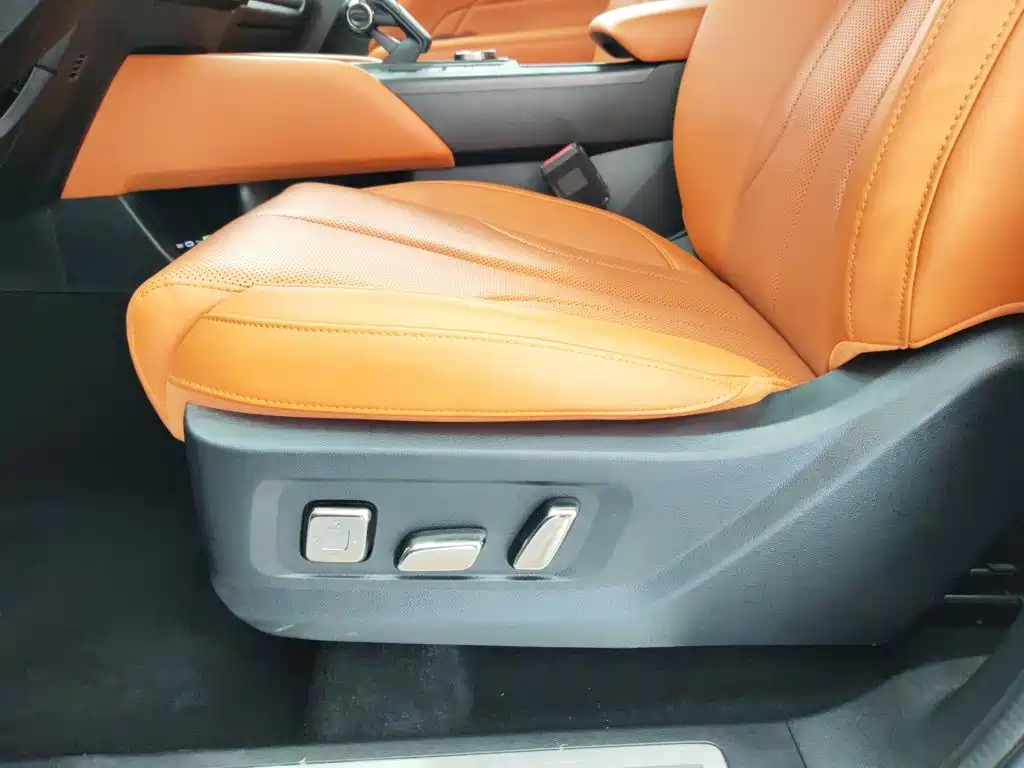 Photo 20 - Haval H9