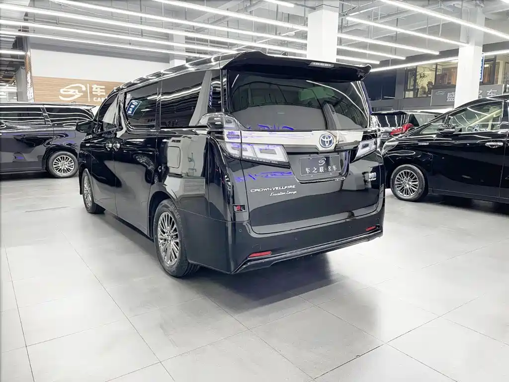 Toyota Vellfire 2022 2021 Crown Hybrid 2.5L HV Premium Edition