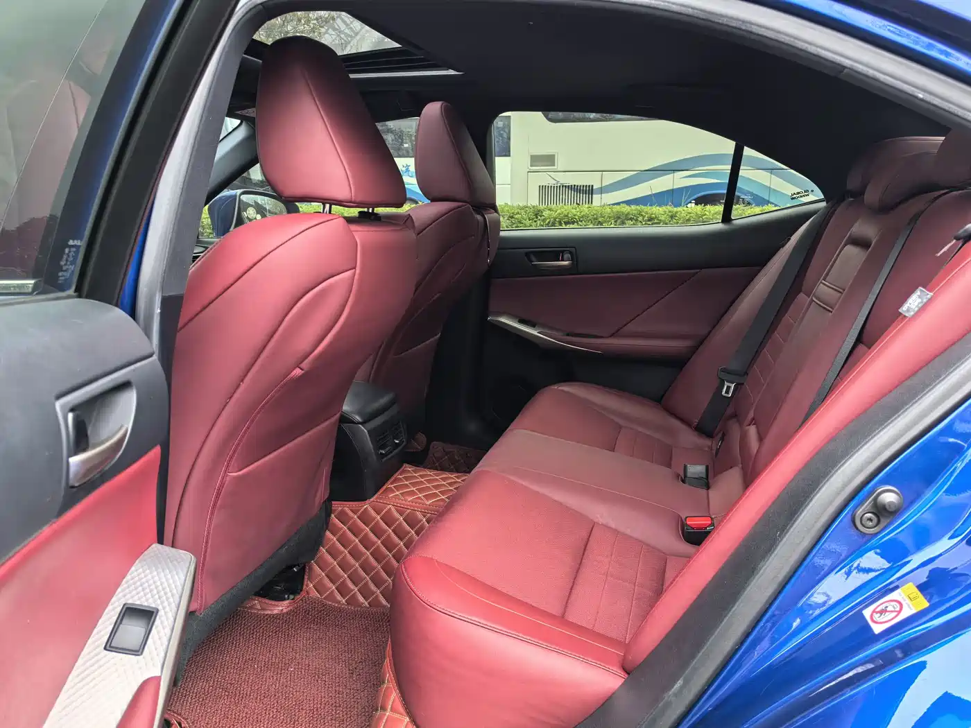 Lexus IS 2017 300 F SPORT фото 14