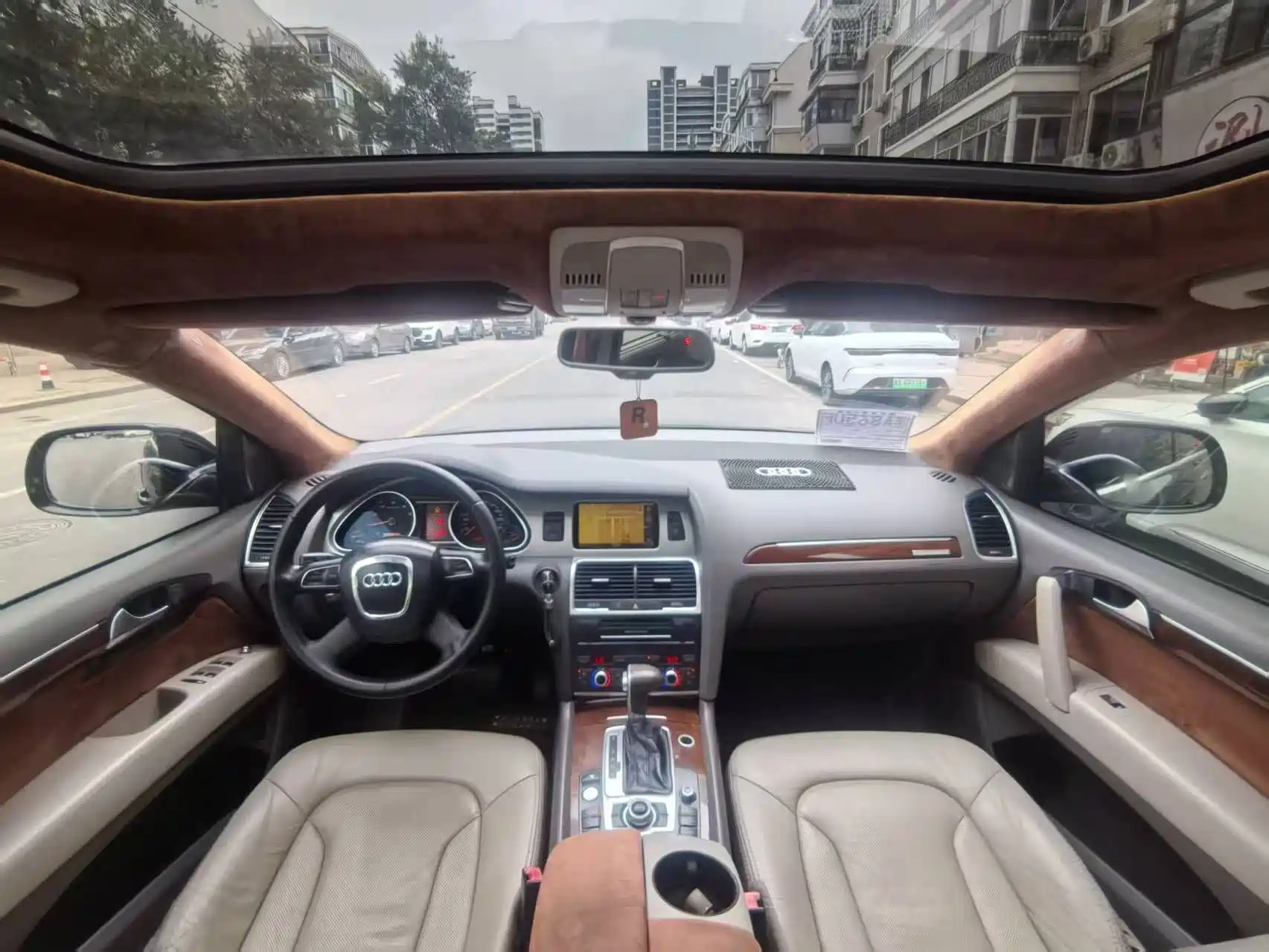 Фото 7 - Audi Q7