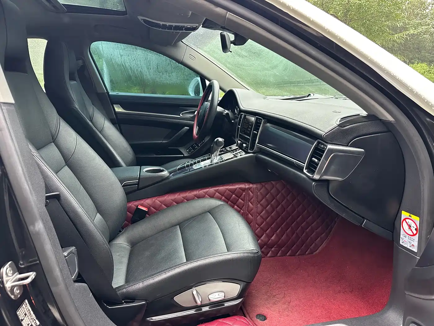 Porsche Panamera 2010 Panamera 4 3.6L фото 10