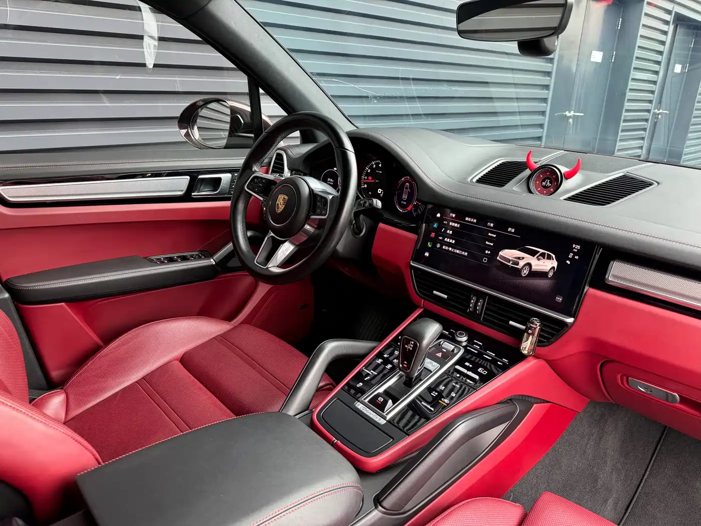 Фото 3 - Porsche Cayenne