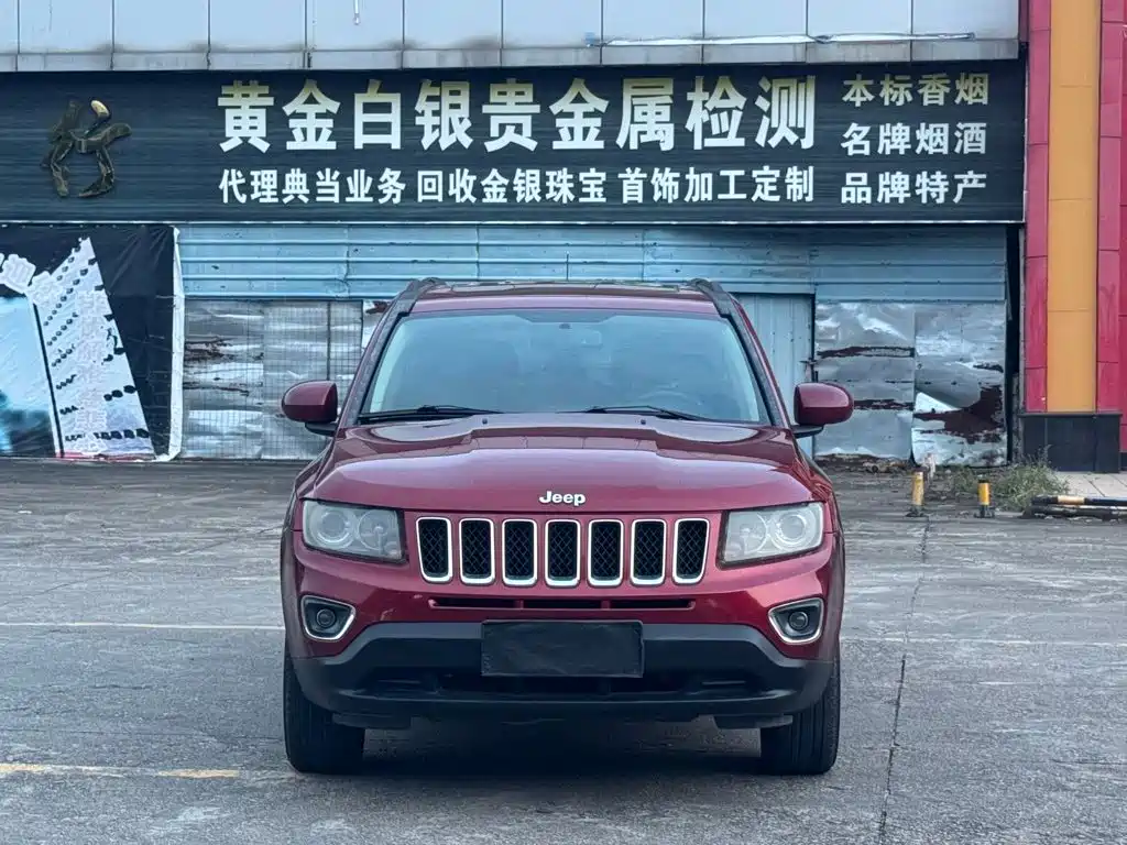Jeep Compass (Import) 2015 2014 Facelift 2.4L 4WD Comfort Edition