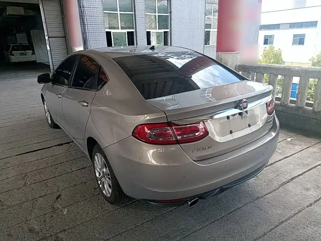 Фото 5 - Fiat Viaggio