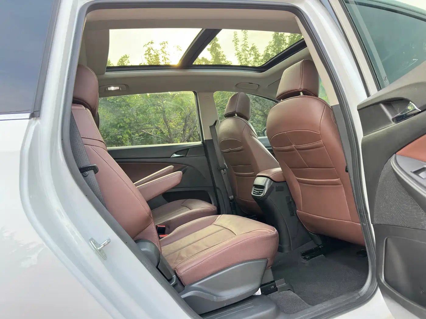 Buick GL6 2019 18T 6-seat Connected Luxury China VI фото 18
