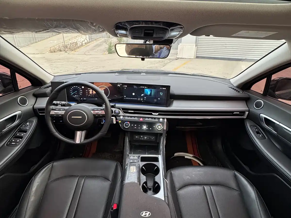 Hyundai Sonata 2024 1.5T Max фото 17
