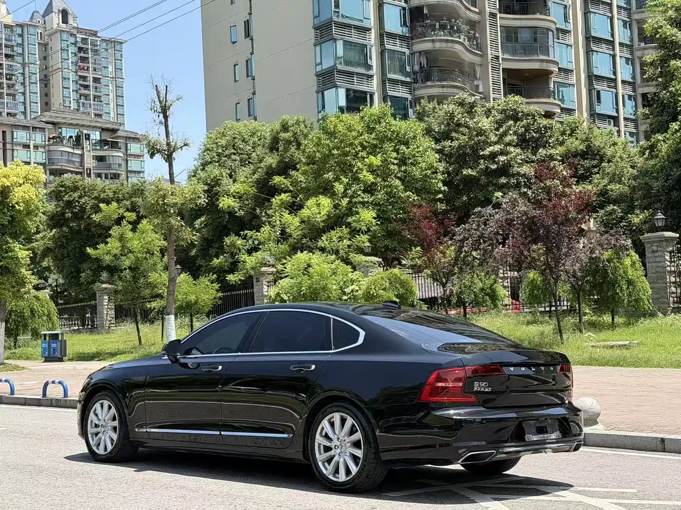 Volvo S90 2020 T5 Inscription Luxury Edition фото 5