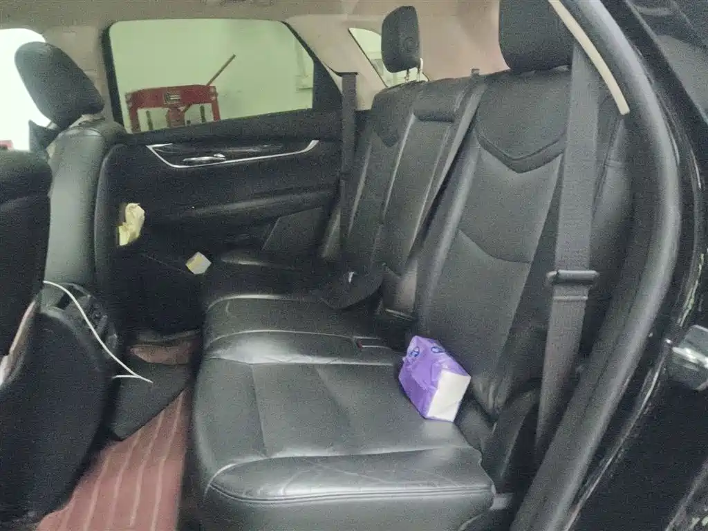 Cadillac XT5 2016 25T Luxury Model фото 15