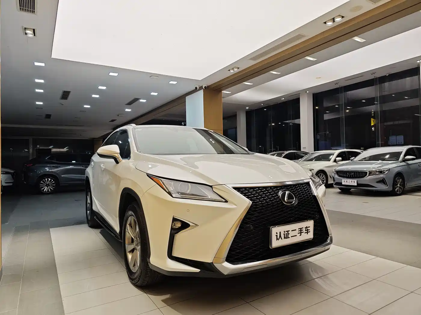 Lexus RX 2016 300 2WD Elite Edition (China V) фото 5