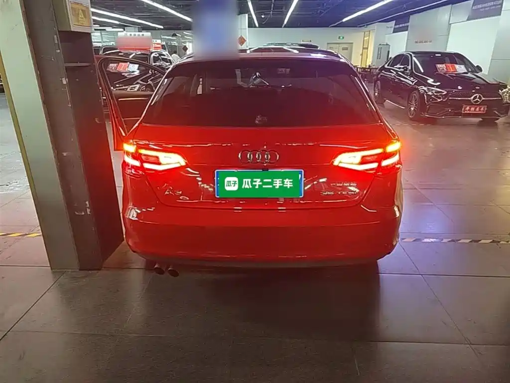 Audi A3 2014 Sportback 35 TFSI Automatic Fashion фото 6