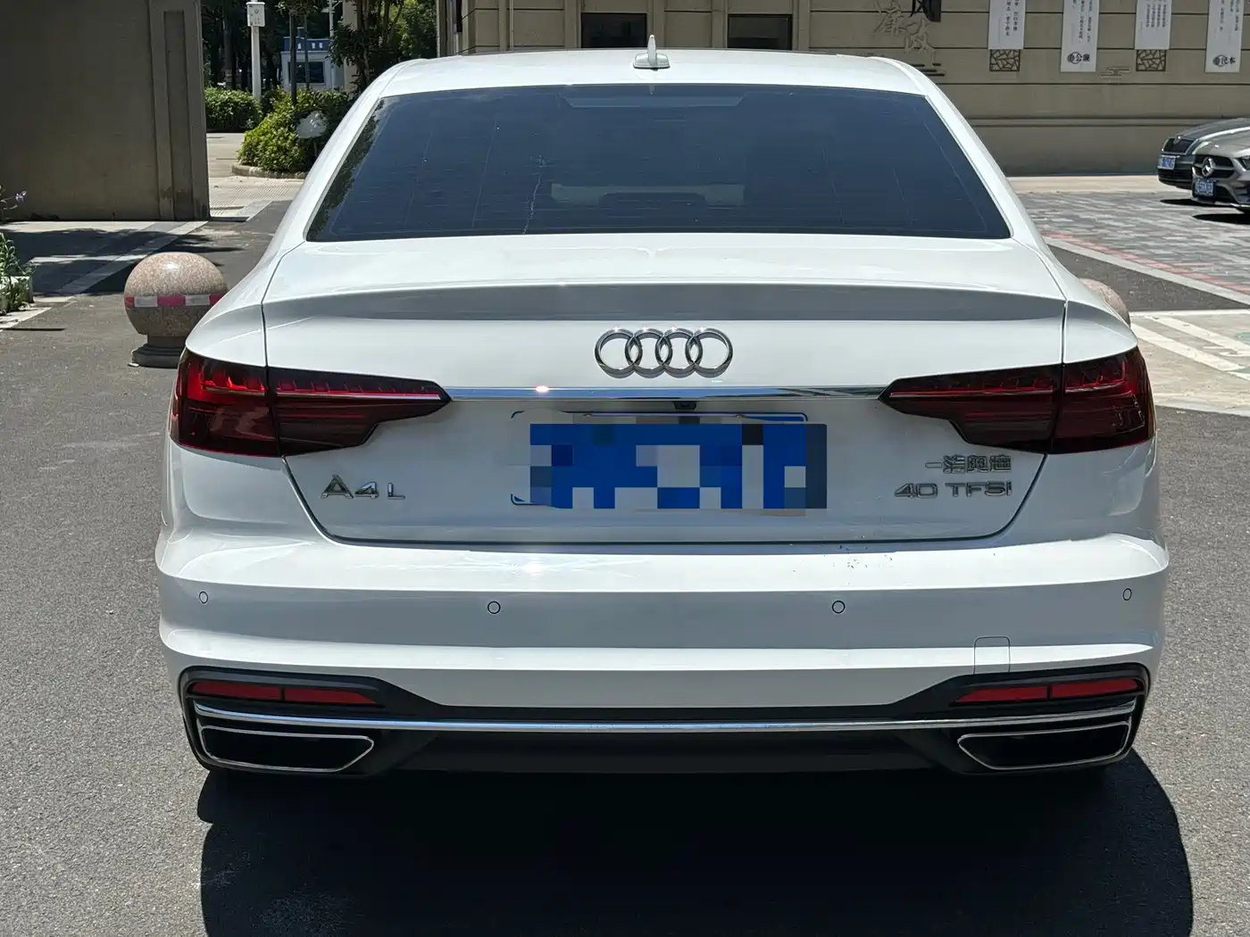 Фото 17 - Audi A4L