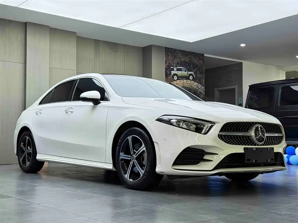 Mercedes-Benz A-Class 2022 A 200 L Sport Sedan Style фото 3