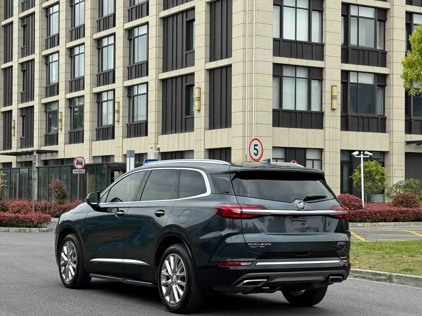 Buick Enclave 2020 28T 4WD Flagship Model фото 6