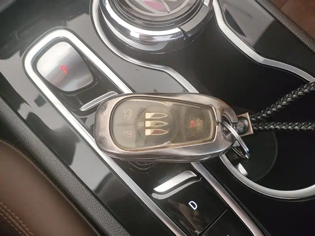 Buick Regal 2024 Model 28T Premium фото 9