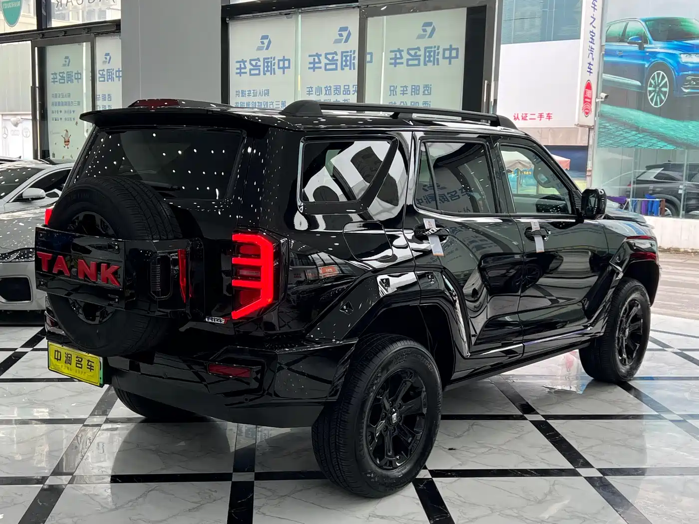 TANK TANK 400 NEW ENERGY