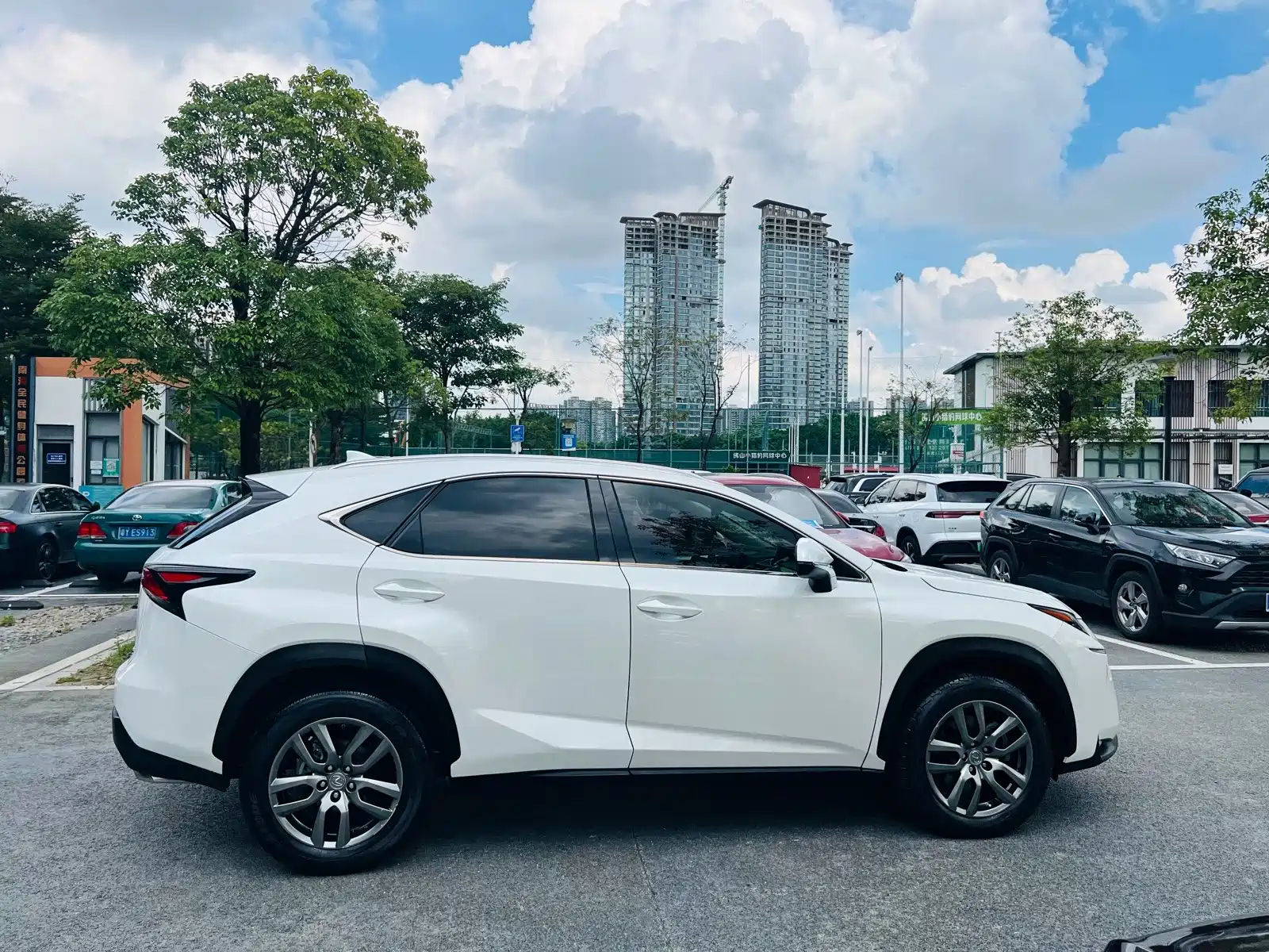 Фото 8 - Lexus NX