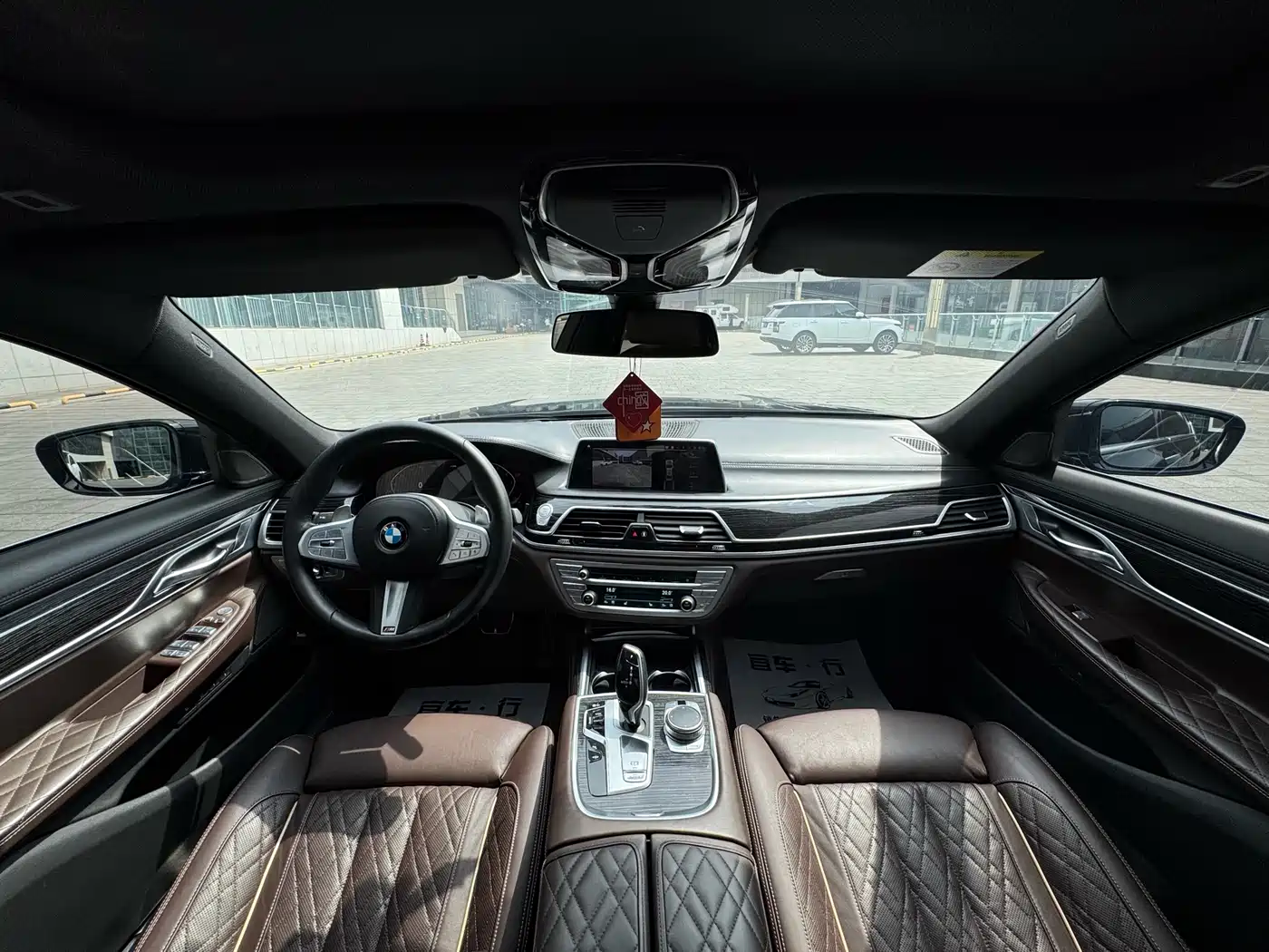 BMW 7 Series 2019 740Li Leading M Sport Package фото 11