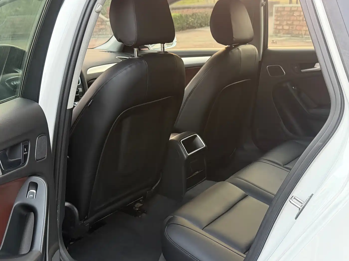 Audi A4L 2016 30 TFSI Collector's Edition Automatic Comfort фото 8