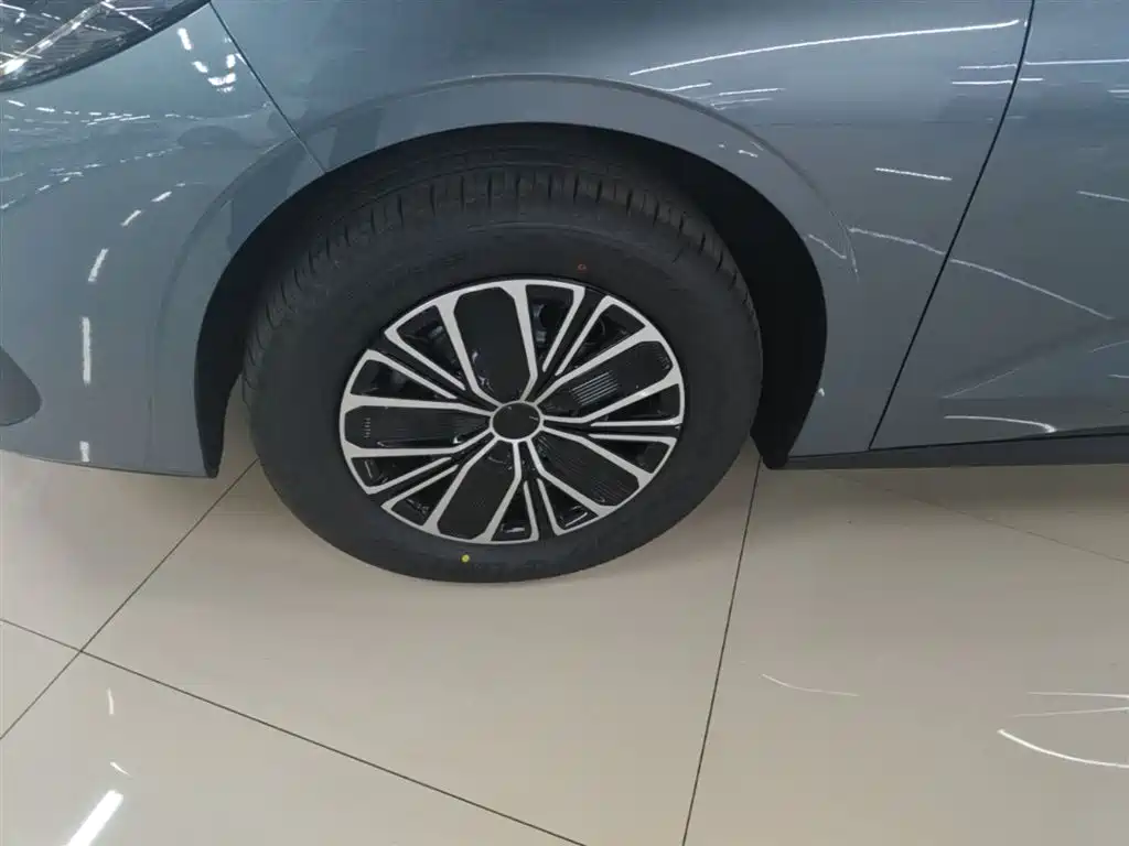 Geely Galaxy Galaxy Stellar 6 2025 Model 125km Free Edition фото 23