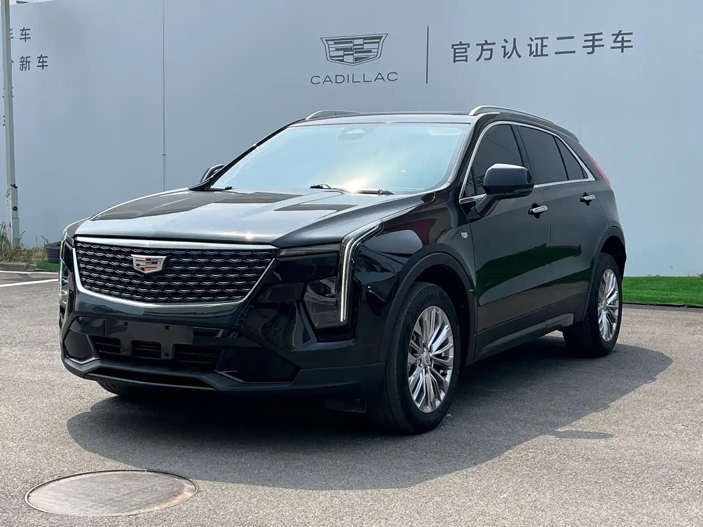 cadillac xt4