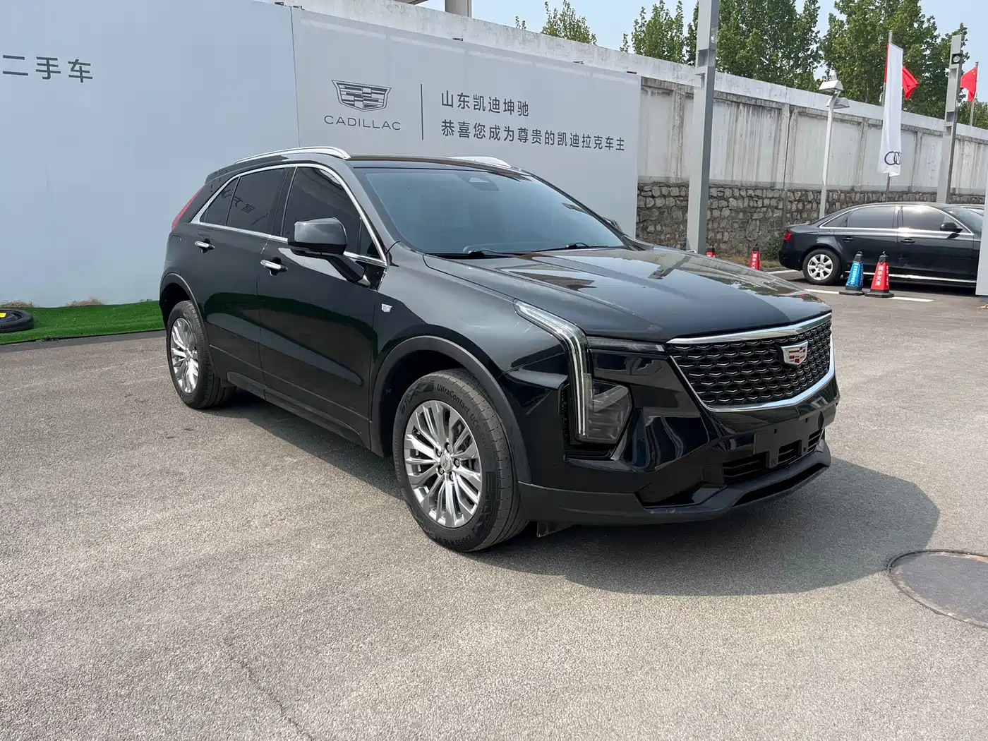 CADILLAC XT4