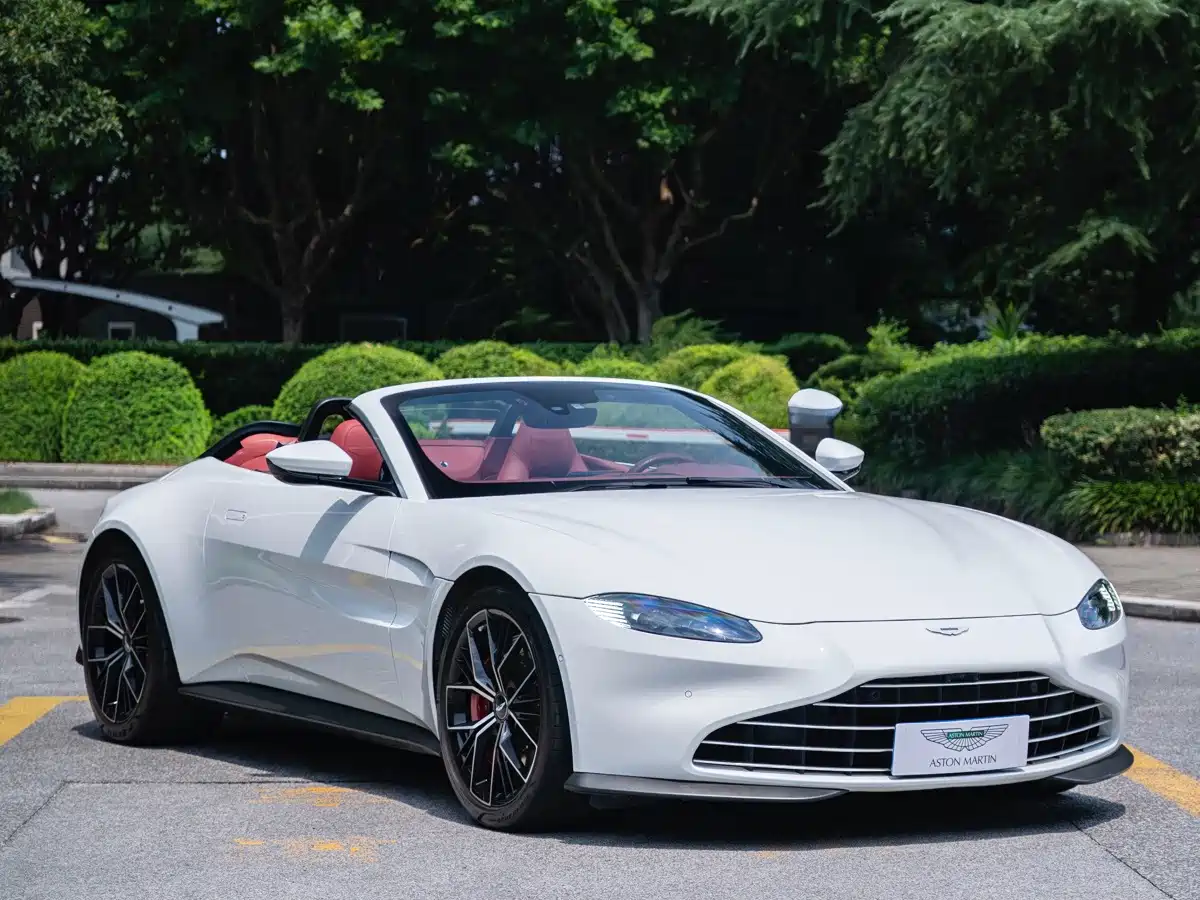 Aston Martin V8 Vantage 2022 2022 4.0T V8 Roadster