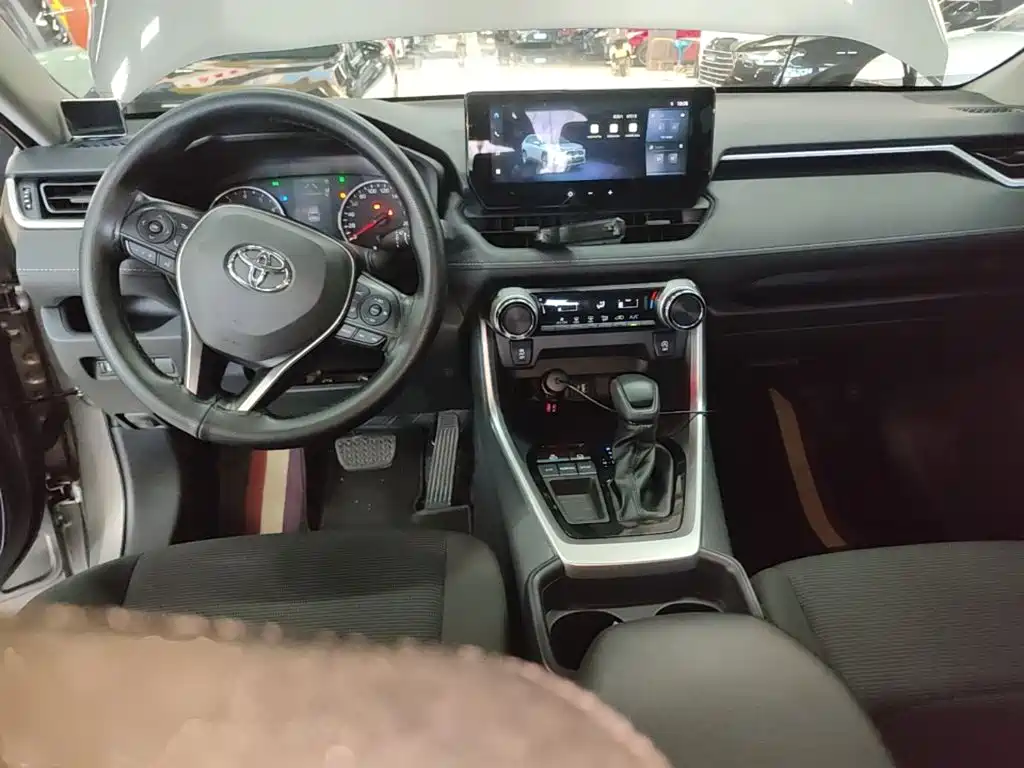 Toyota RAV4 Rongfang 2025 2024 2.0L CVT FWD Urban Edition