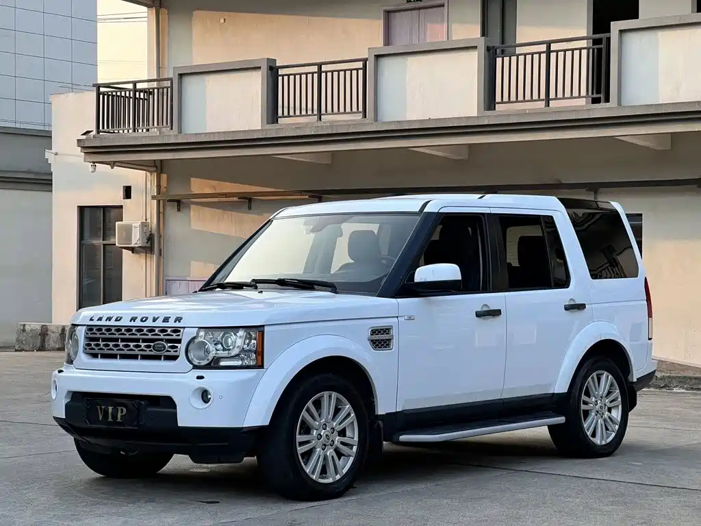 Photo 1 - Land Rover Discovery