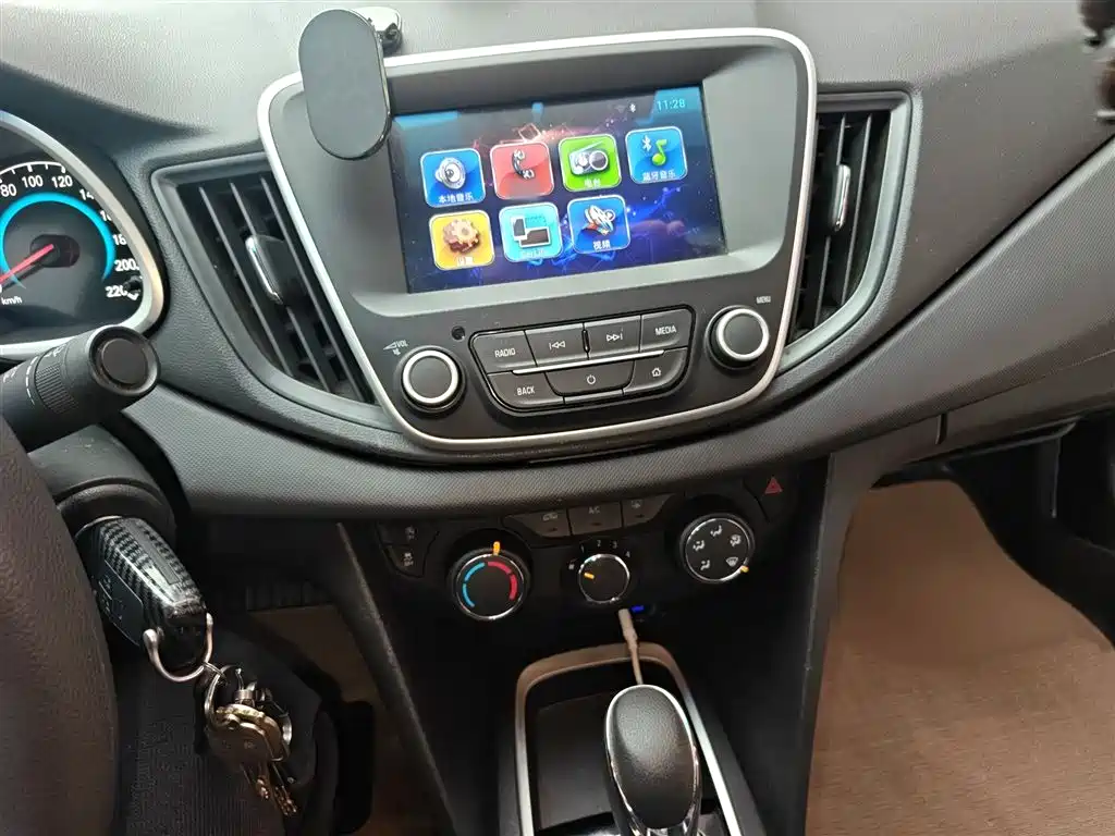 Chevrolet Cavalier 2019 320 Automatic Joy Edition фото 6