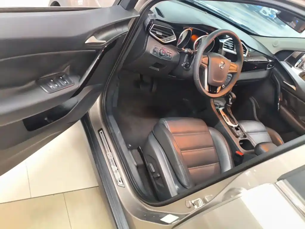 MG Roewe RX5 2016 2016 1.5TGI TST Luxury Edition