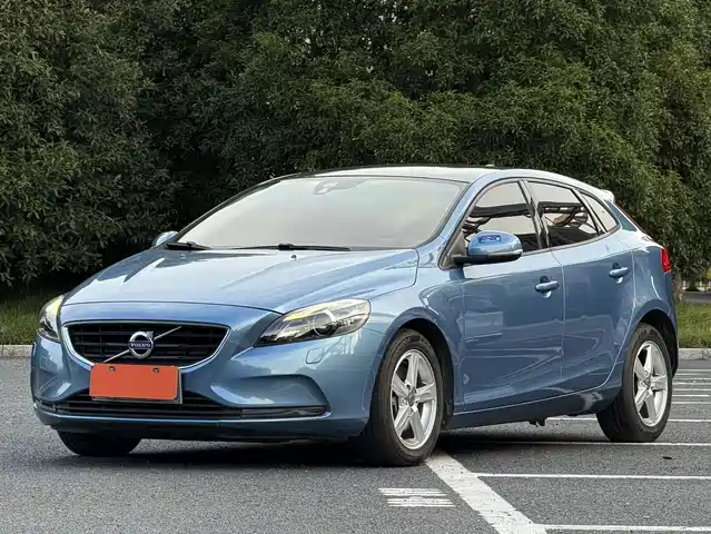 Volvo Volvo V40 2016 T3 Comfort Edition