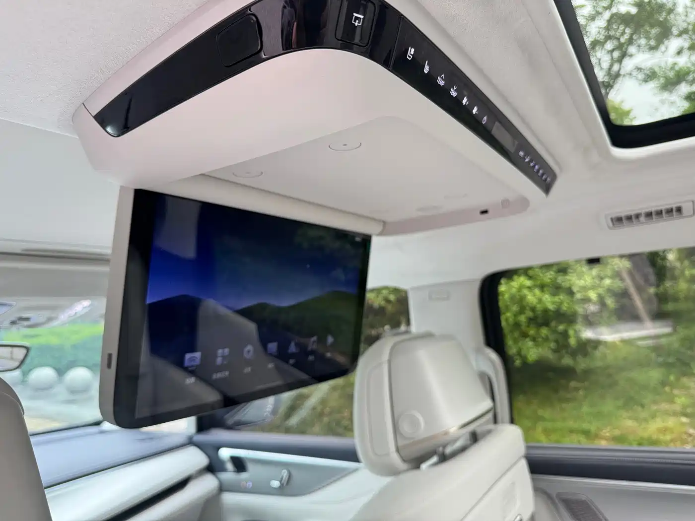 Buick GL8 New Energy 2026 Luzun Premium Luxury Avenir Edition фото 14