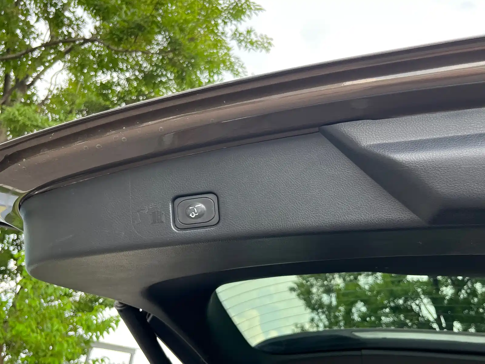 Фото 25 - Ford Edge